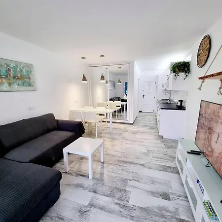 Smeraldo 11 Playa Roca * 코스타 테기세